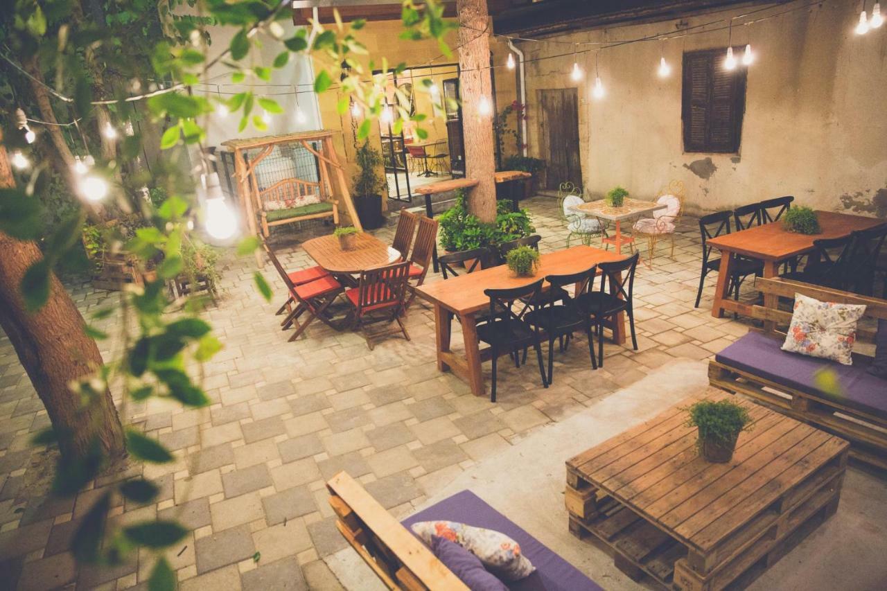 The Iskemleci Guest House Nicosia Exteriör bild